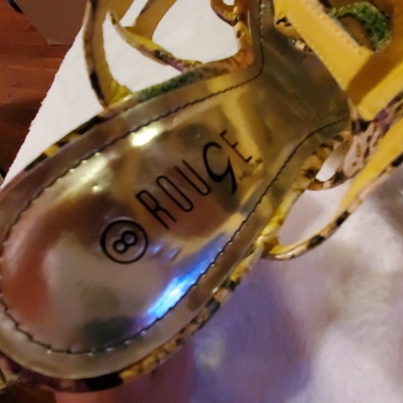 Rouge Helium Womens Strappy Heels Yellow Clubbin - Picture 8 of 8